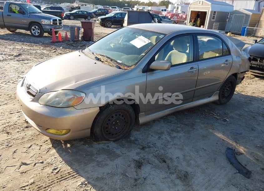 Photo 2 of 2007 Toyota Corolla LE (VIN 1NXBR32E27Z890640)