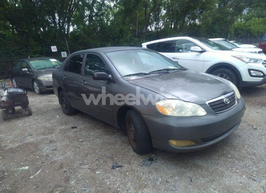 2007 Toyota Corolla CE (VIN 1NXBR32E27Z895031) main photo