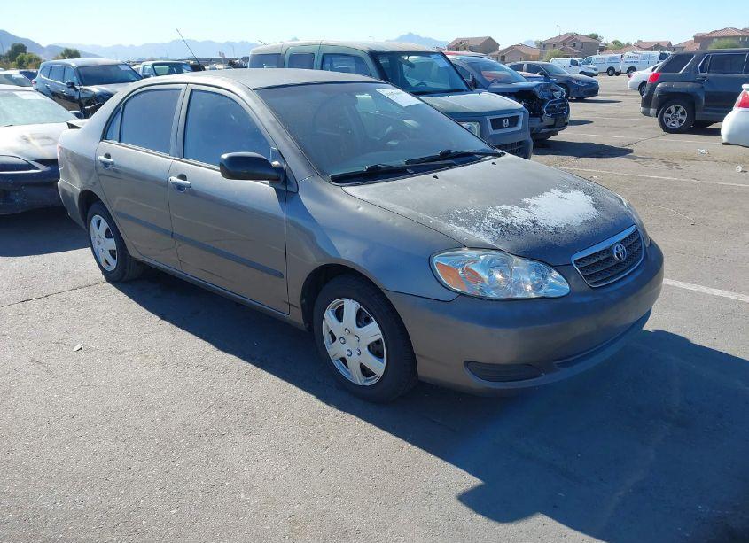 2007 Toyota Corolla CE (VIN 1NXBR32E27Z899015) main photo