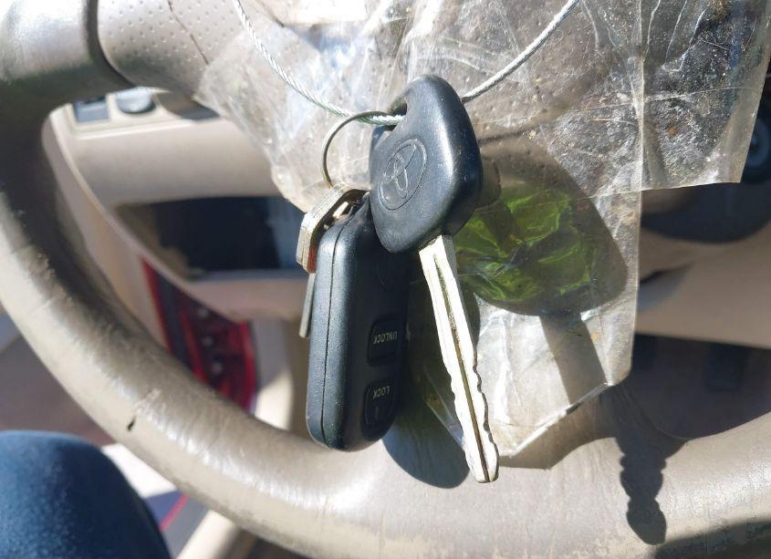 Photo 11 of 2007 Toyota Corolla LE (VIN 1NXBR32E27Z913558)