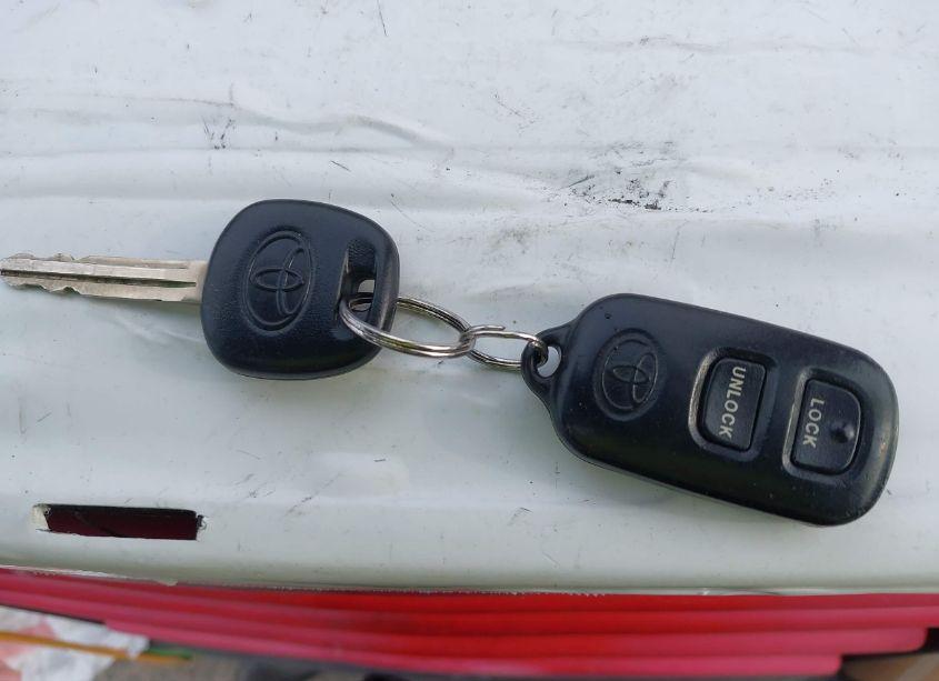 Photo 11 of 2008 Toyota Corolla LE (VIN 1NXBR32E28Z949963)