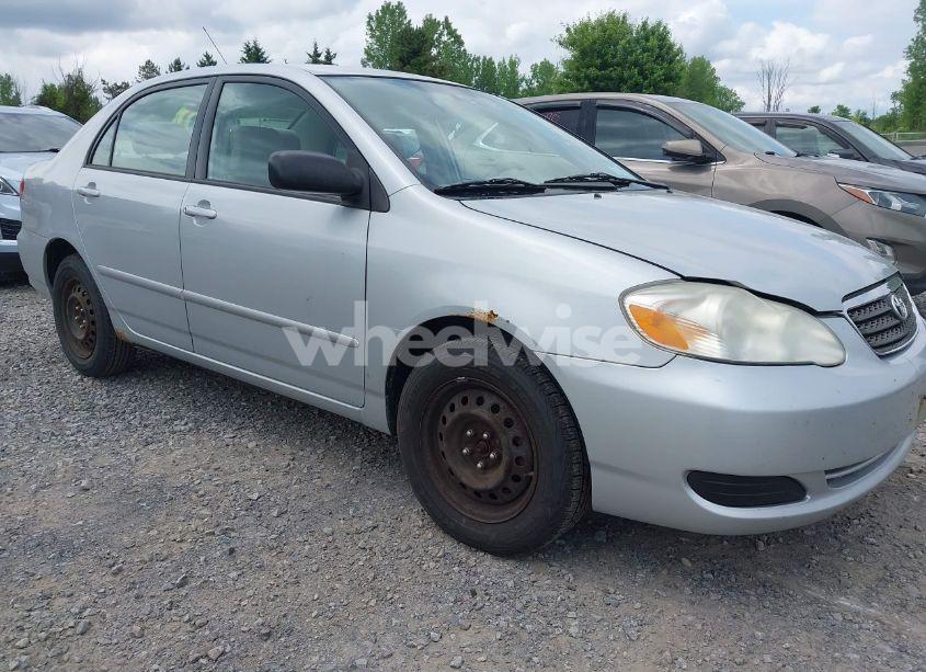 2008 Toyota Corolla LE (VIN 1NXBR32E28Z988634) main photo