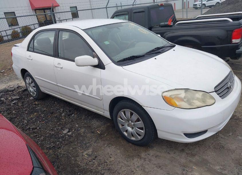 2003 Toyota Corolla LE (VIN 1NXBR32E33Z038761) main photo