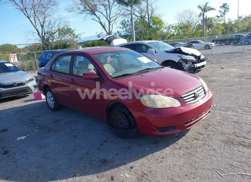 2003 Toyota Corolla LE (VIN 1NXBR32E33Z069380) main photo
