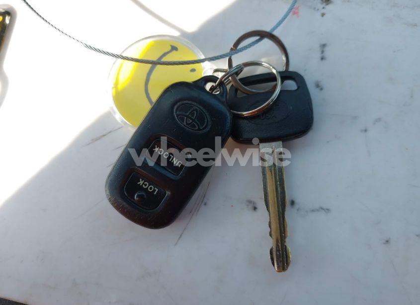 Photo 11 of 2003 Toyota Corolla LE (VIN 1NXBR32E33Z140447)