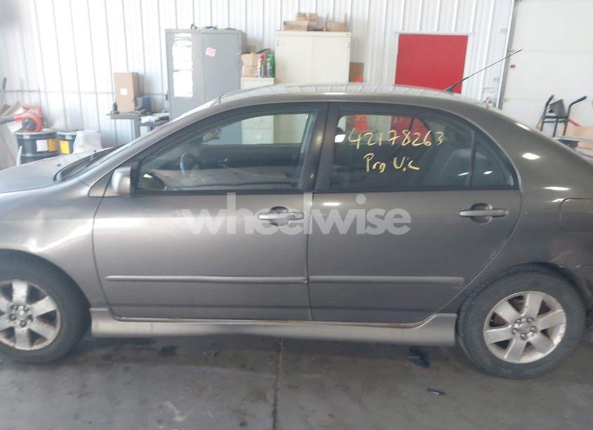 Photo 14 of 2003 Toyota Corolla S (VIN 1NXBR32E33Z164294)