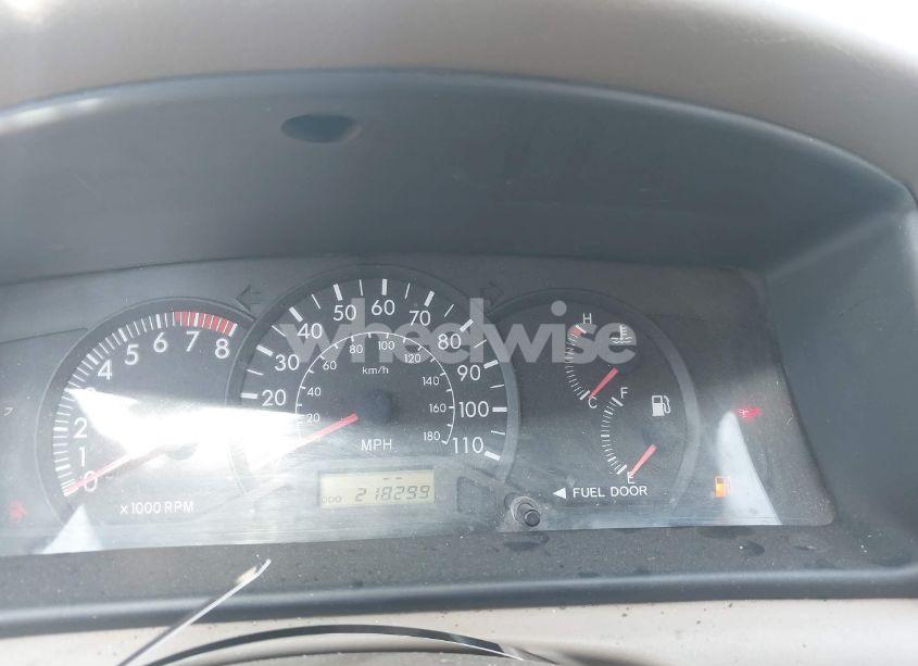 Photo 7 of 2003 Toyota Corolla CE (VIN 1NXBR32E33Z168944)