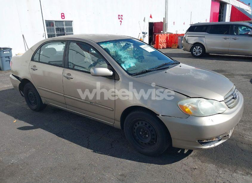 2004 Toyota Corolla LE (VIN 1NXBR32E34Z196874) main photo