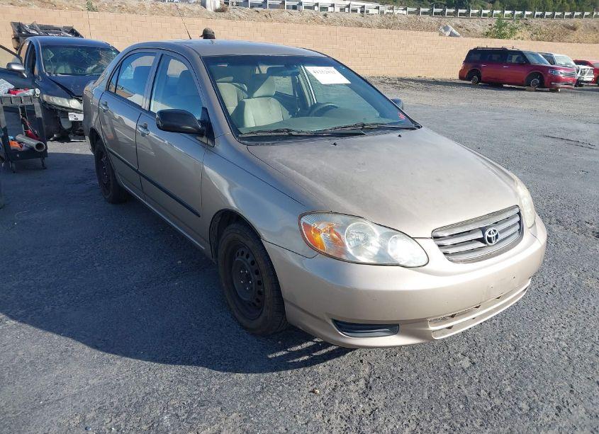 2004 Toyota Corolla CE (VIN 1NXBR32E34Z251632) main photo