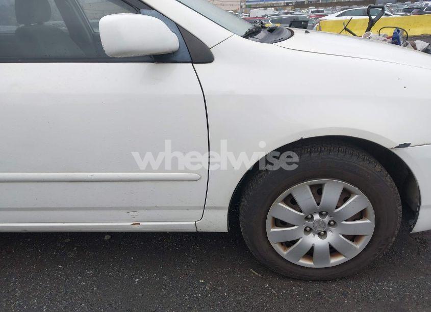 Photo 13 of 2004 Toyota Corolla LE (VIN 1NXBR32E34Z335238)