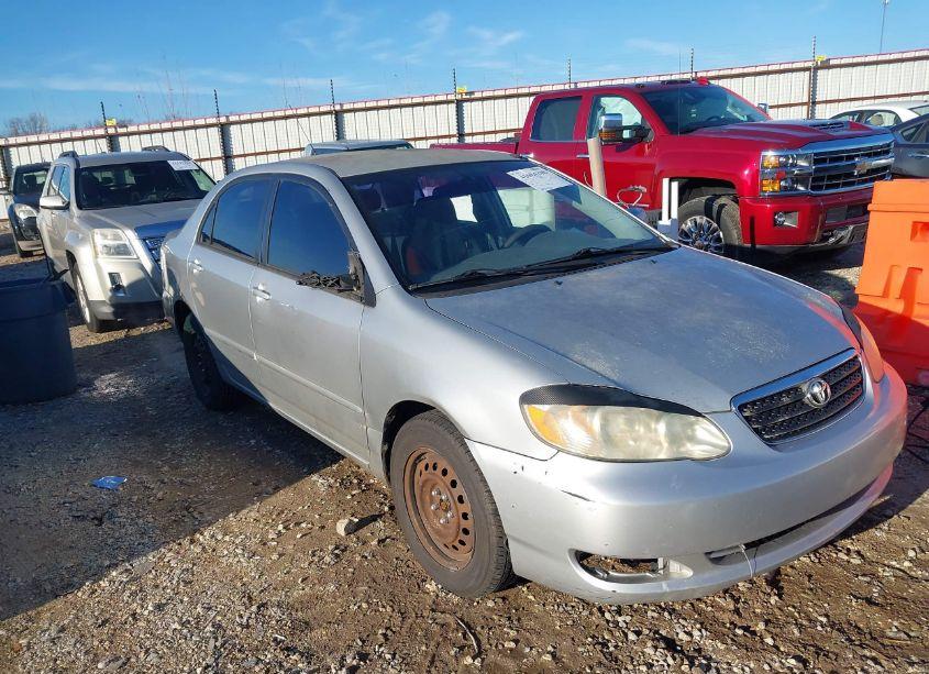 2005 Toyota Corolla LE (VIN 1NXBR32E35Z355376) main photo