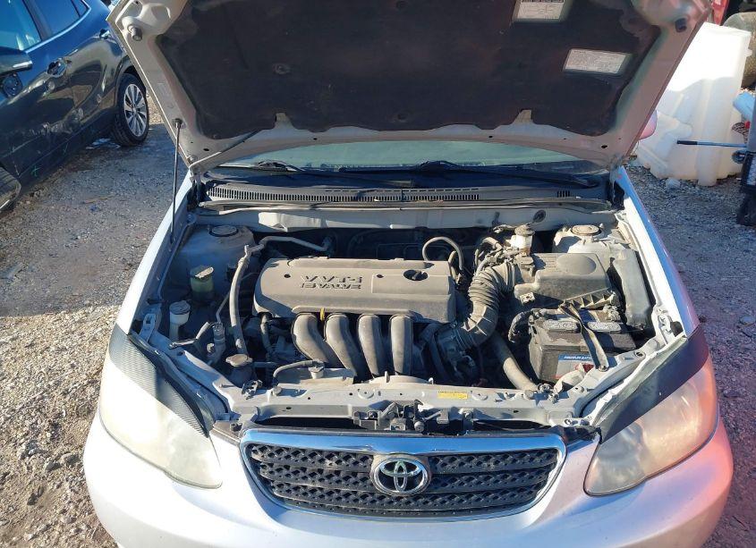 Photo 10 of 2005 Toyota Corolla LE (VIN 1NXBR32E35Z355376)