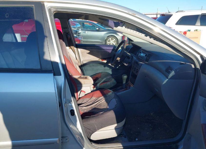 Photo 5 of 2005 Toyota Corolla LE (VIN 1NXBR32E35Z355376)