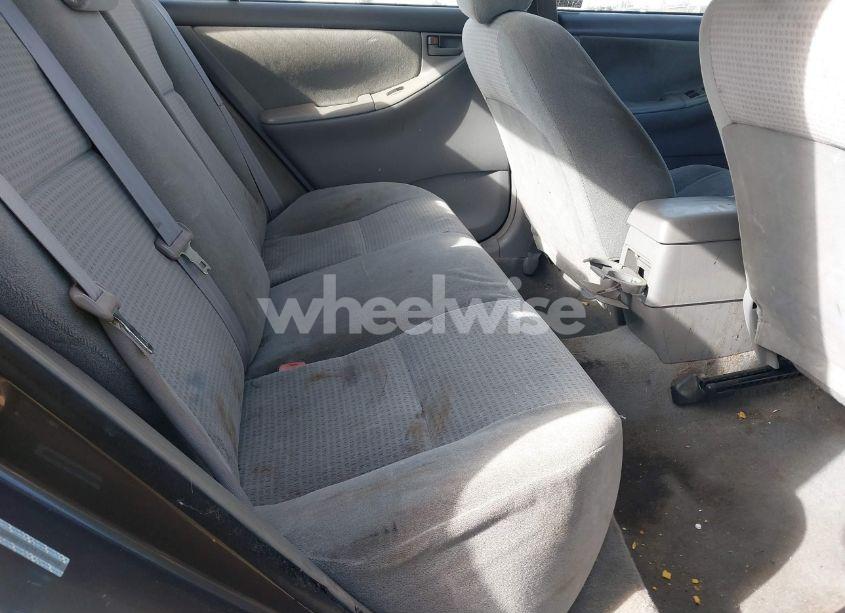 Photo 8 of 2005 Toyota Corolla CE (VIN 1NXBR32E35Z365986)