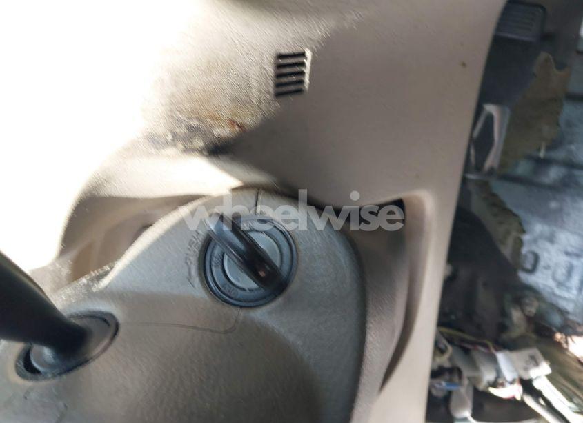 Photo 11 of 2005 Toyota Corolla CE (VIN 1NXBR32E35Z431811)