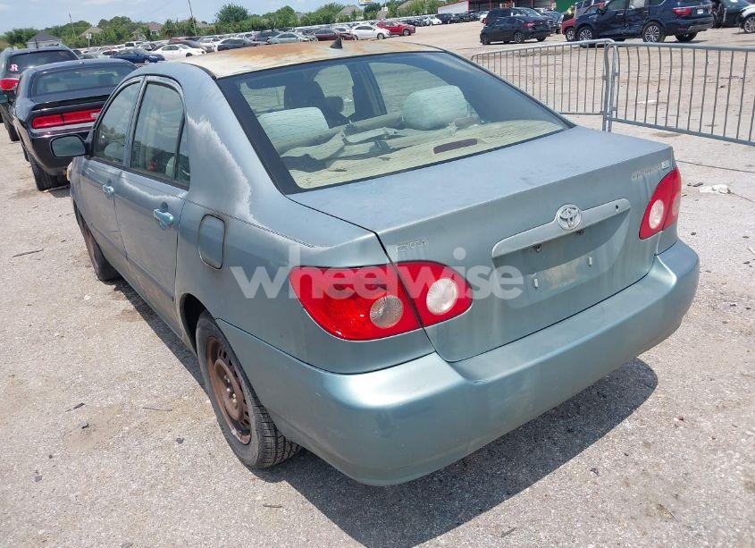 Photo 3 of 2005 Toyota Corolla CE (VIN 1NXBR32E35Z431811)