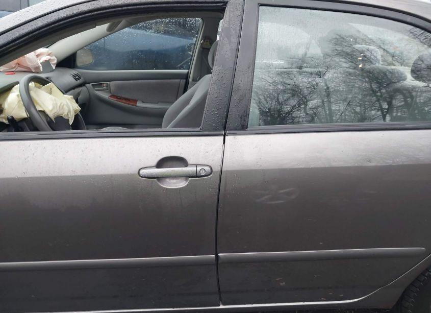 Photo 14 of 2005 Toyota Corolla LE (VIN 1NXBR32E35Z432540)