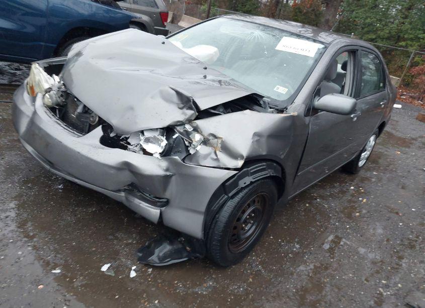 Photo 2 of 2005 Toyota Corolla LE (VIN 1NXBR32E35Z432540)