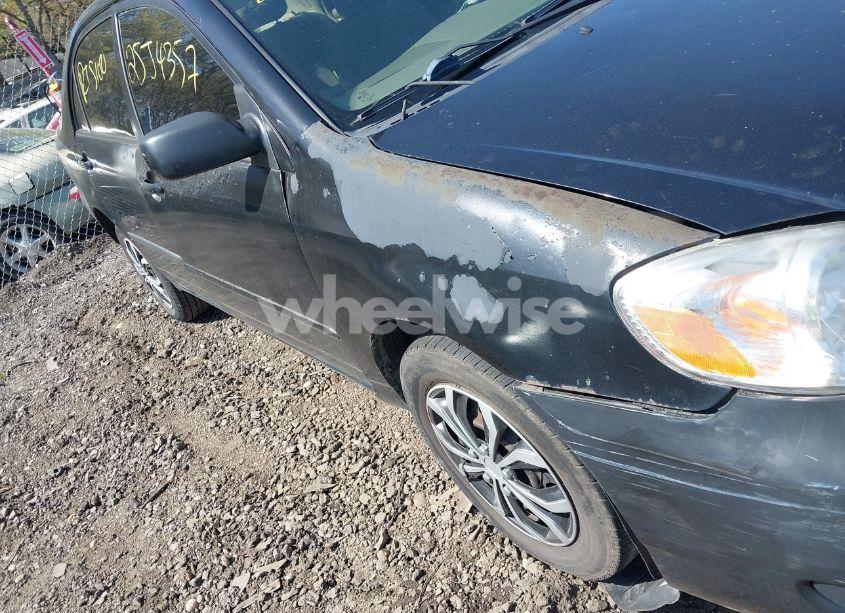 Photo 6 of 2005 Toyota Corolla LE (VIN 1NXBR32E35Z493063)