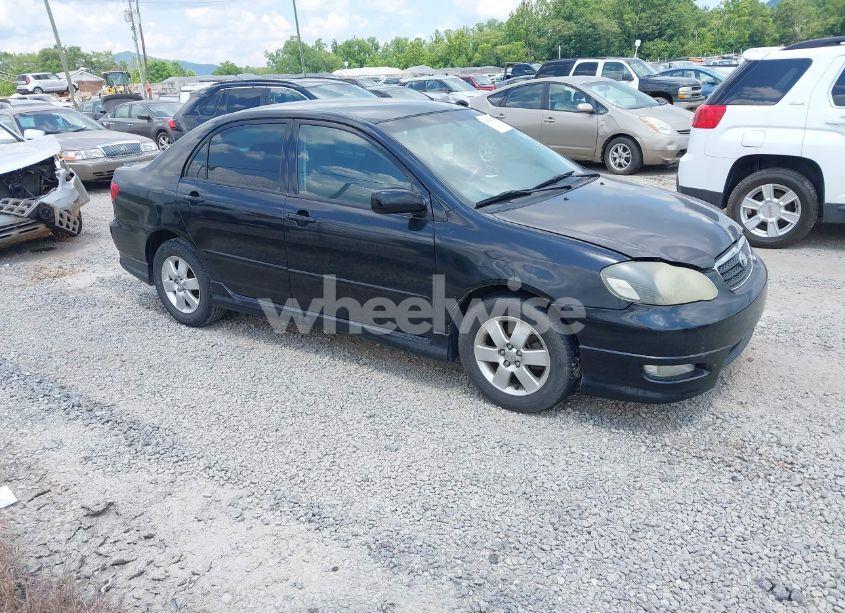 2005 Toyota Corolla S (VIN 1NXBR32E35Z502313) main photo