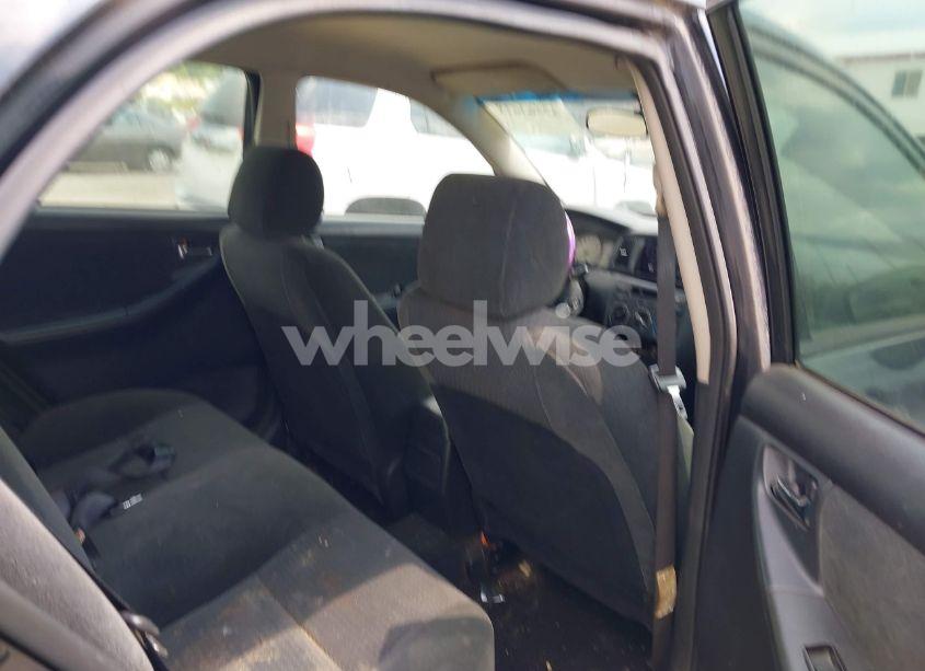 Photo 8 of 2005 Toyota Corolla S (VIN 1NXBR32E35Z502313)