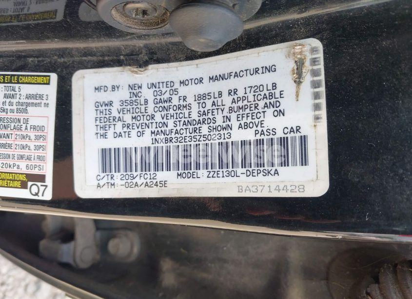 Photo 9 of 2005 Toyota Corolla S (VIN 1NXBR32E35Z502313)