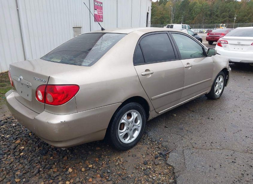 Photo 4 of 2005 Toyota Corolla LE (VIN 1NXBR32E35Z502487)