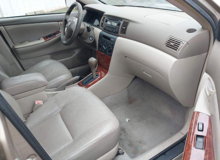 Photo 5 of 2005 Toyota Corolla LE (VIN 1NXBR32E35Z502487)