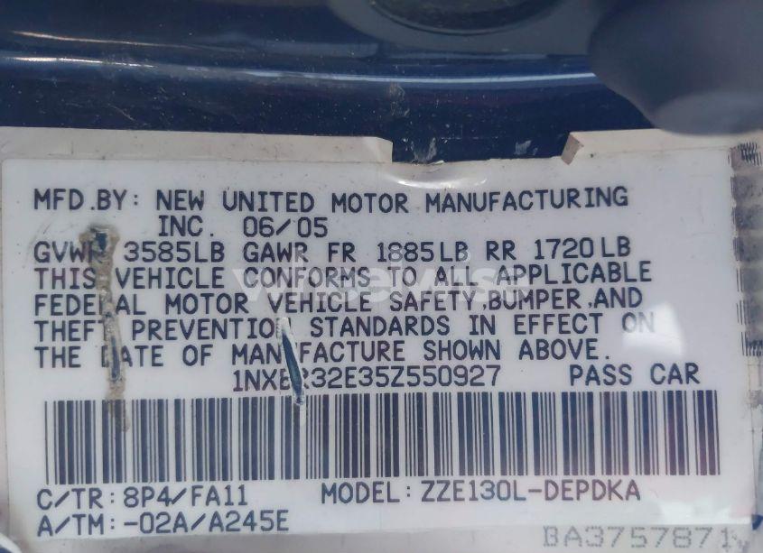 Photo 9 of 2005 Toyota Corolla CE (VIN 1NXBR32E35Z550927)