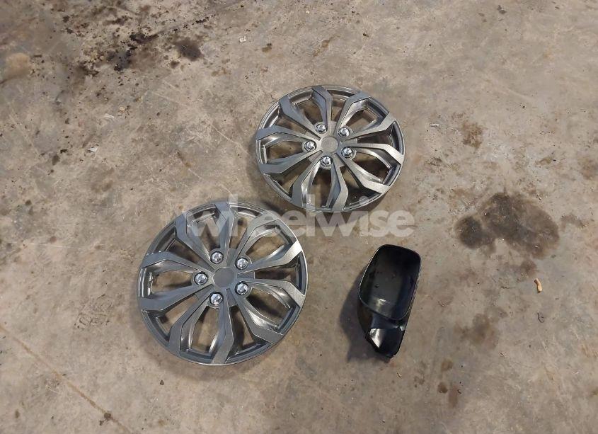 Photo 12 of 2006 Toyota Corolla CE (VIN 1NXBR32E36Z649572)