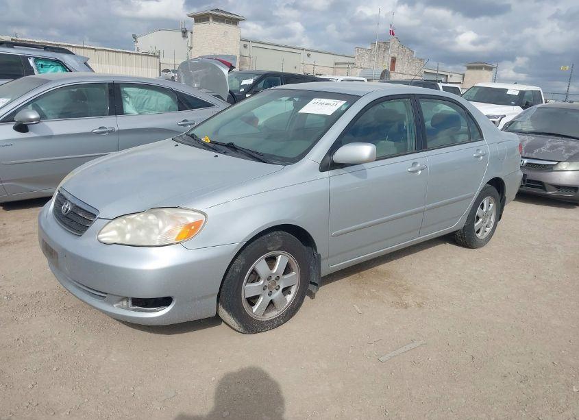 Photo 2 of 2006 Toyota Corolla LE (VIN 1NXBR32E36Z677677)