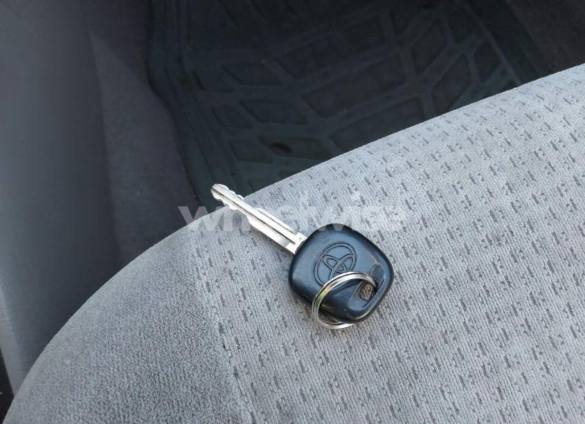 Photo 11 of 2006 Toyota Corolla CE (VIN 1NXBR32E36Z695595)