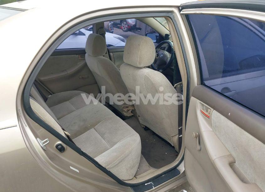 Photo 8 of 2006 Toyota Corolla CE (VIN 1NXBR32E36Z757805)