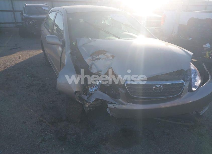 2007 Toyota Corolla LE (VIN 1NXBR32E37Z774119) main photo