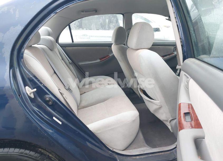 Photo 8 of 2007 Toyota Corolla LE (VIN 1NXBR32E37Z812822)