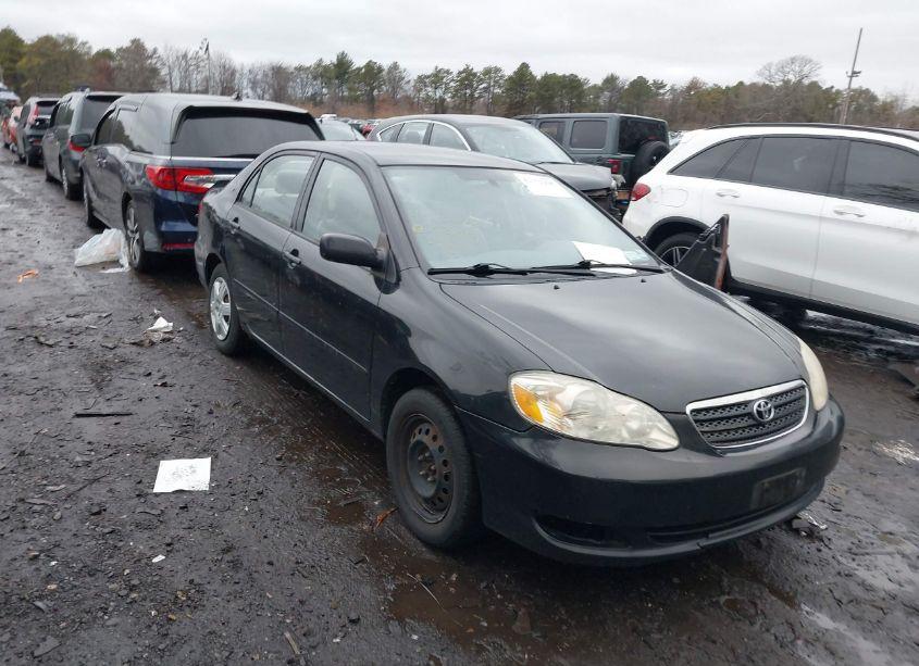 2007 Toyota Corolla LE (VIN 1NXBR32E37Z815543) main photo