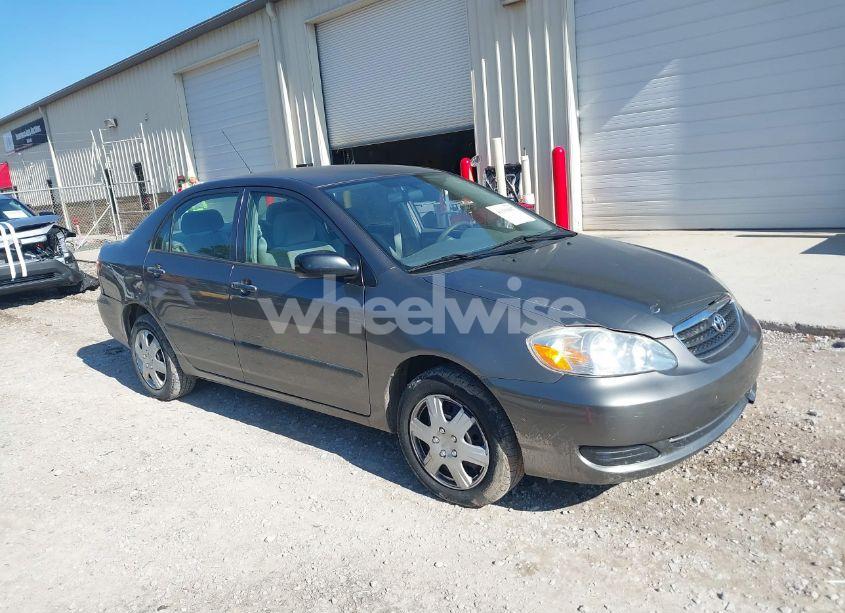 2007 Toyota Corolla CE (VIN 1NXBR32E37Z819592) main photo