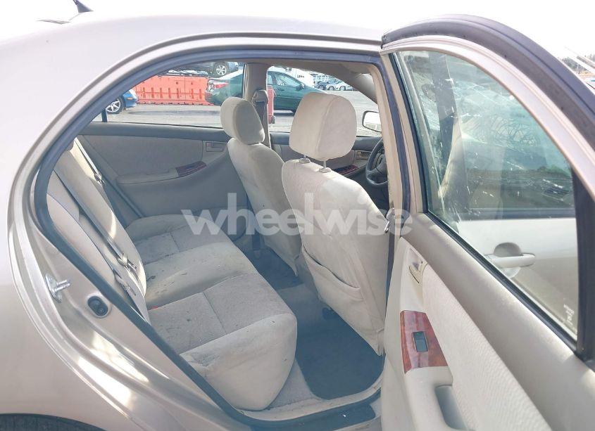 Photo 8 of 2007 Toyota Corolla LE (VIN 1NXBR32E37Z849532)