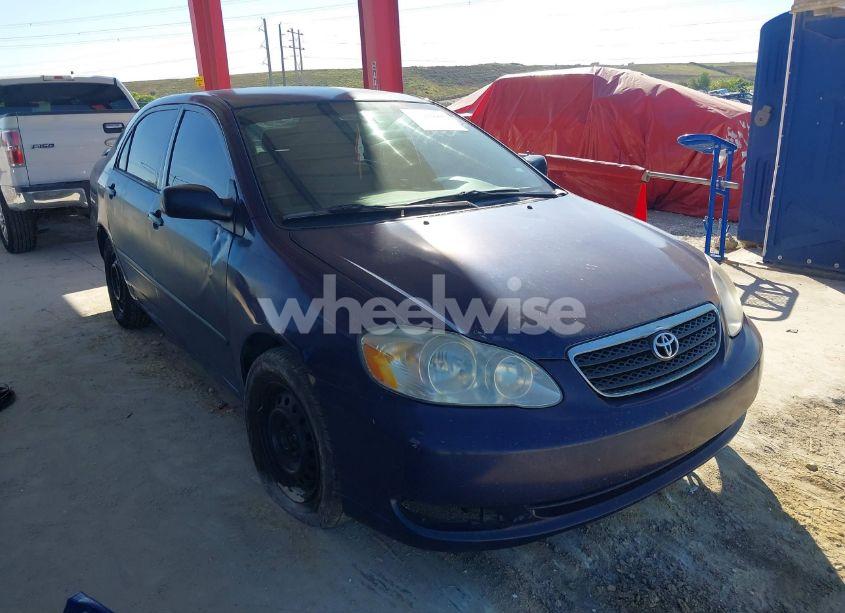 2008 Toyota Corolla CE (VIN 1NXBR32E38Z951351) main photo