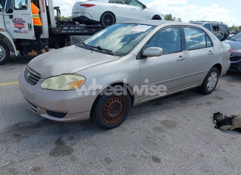 Photo 2 of 2003 Toyota Corolla LE (VIN 1NXBR32E43Z152347)
