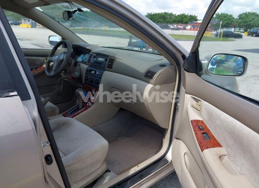 Photo 5 of 2003 Toyota Corolla LE (VIN 1NXBR32E43Z152347)