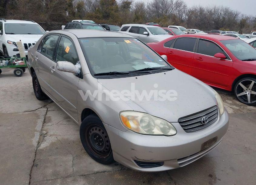 2003 Toyota Corolla LE (VIN 1NXBR32E43Z179015) main photo