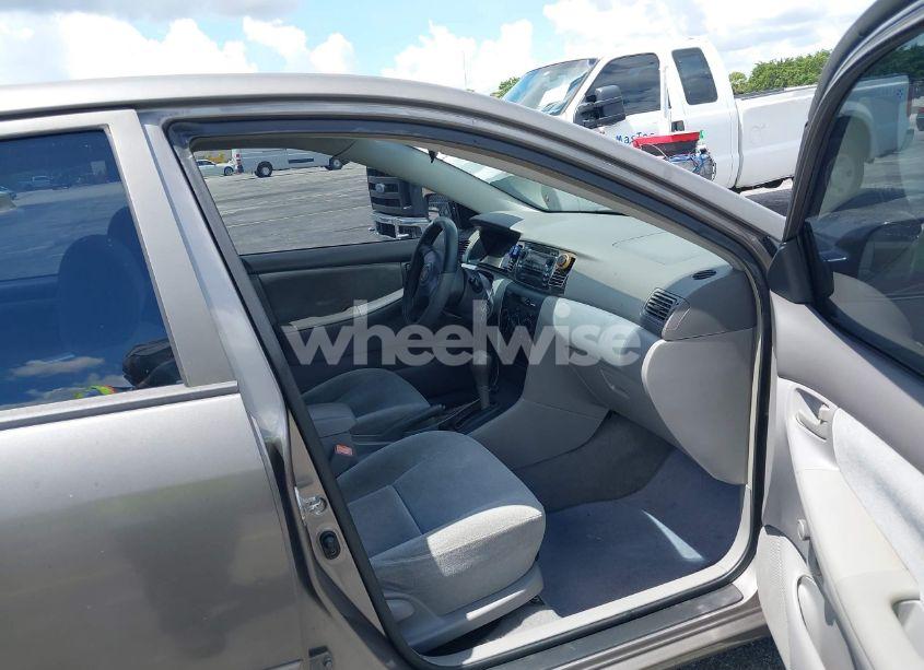 Photo 5 of 2004 Toyota Corolla CE (VIN 1NXBR32E44Z281240)