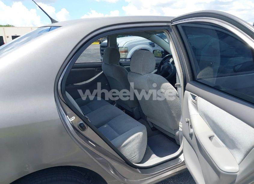 Photo 8 of 2004 Toyota Corolla CE (VIN 1NXBR32E44Z281240)