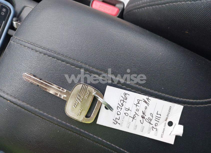 Photo 11 of 2004 Toyota Corolla CE (VIN 1NXBR32E44Z301115)