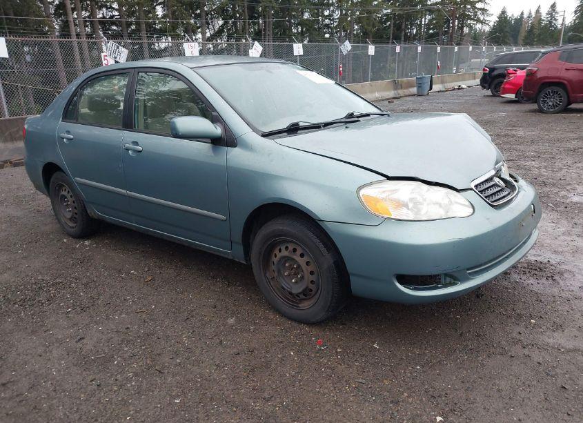 2005 Toyota Corolla LE (VIN 1NXBR32E45Z375443) main photo
