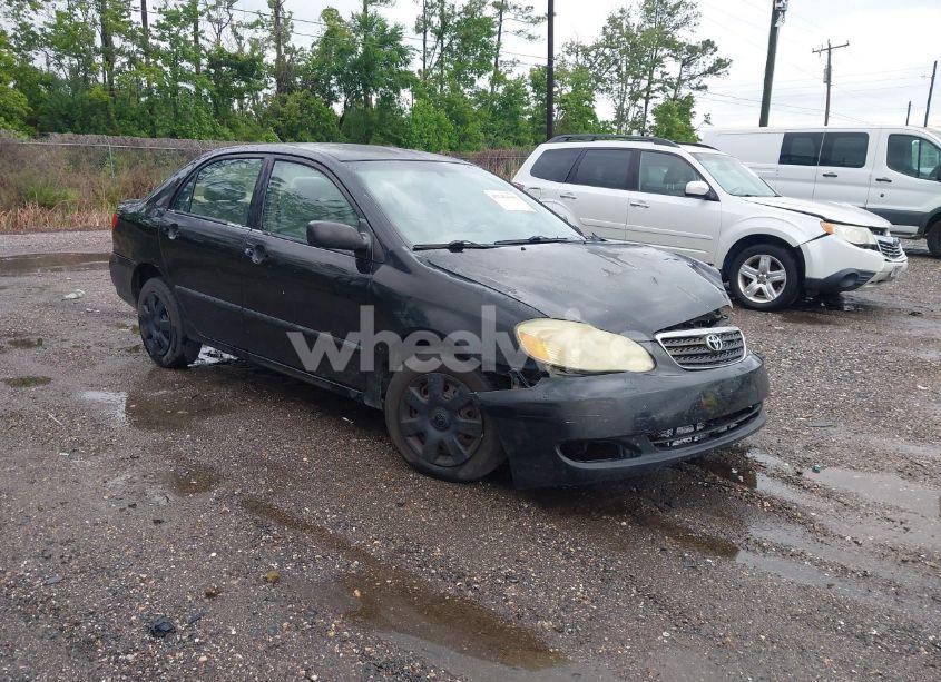 2005 Toyota Corolla CE (VIN 1NXBR32E45Z389598) main photo