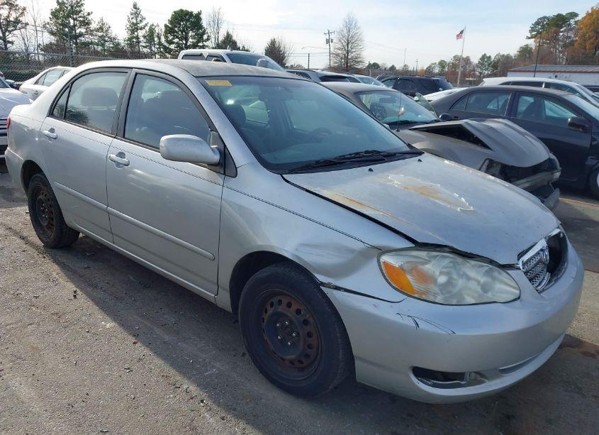 2005 Toyota Corolla LE (VIN 1NXBR32E45Z394056) main photo