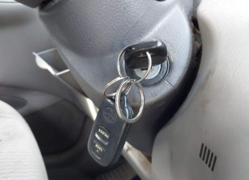 Photo 11 of 2005 Toyota Corolla LE (VIN 1NXBR32E45Z394056)