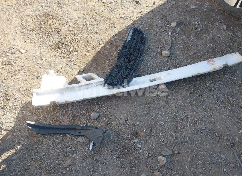 Photo 12 of 2005 Toyota Corolla CE (VIN 1NXBR32E45Z410031)